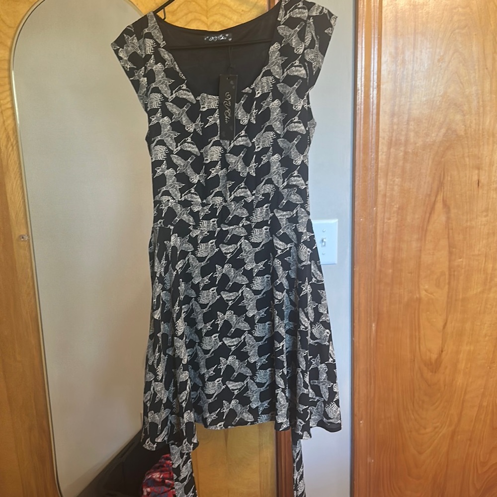 NWT NY Chic Medium Dress